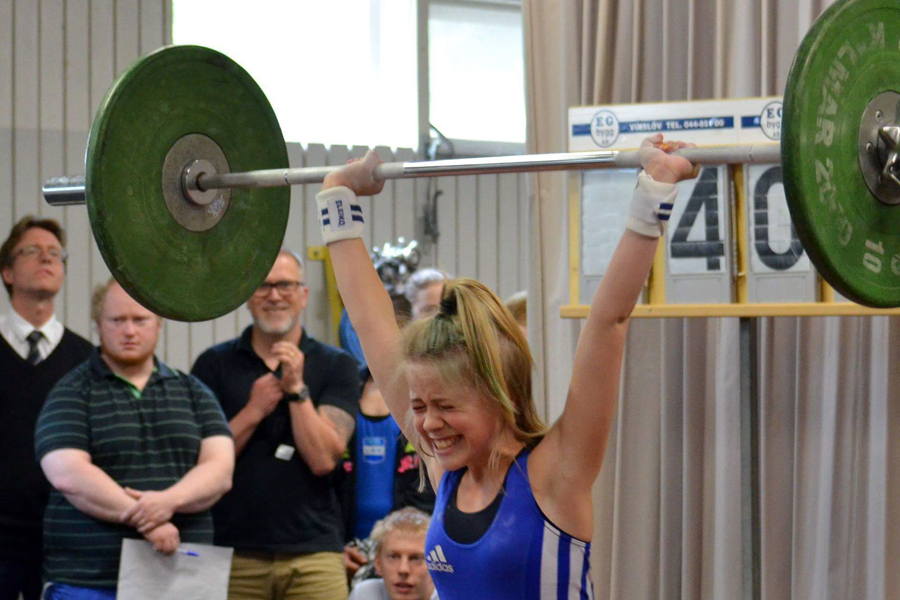 Hanna Brodin gör sin guldstöt på 40 kg, Foto: Marie Brodin.