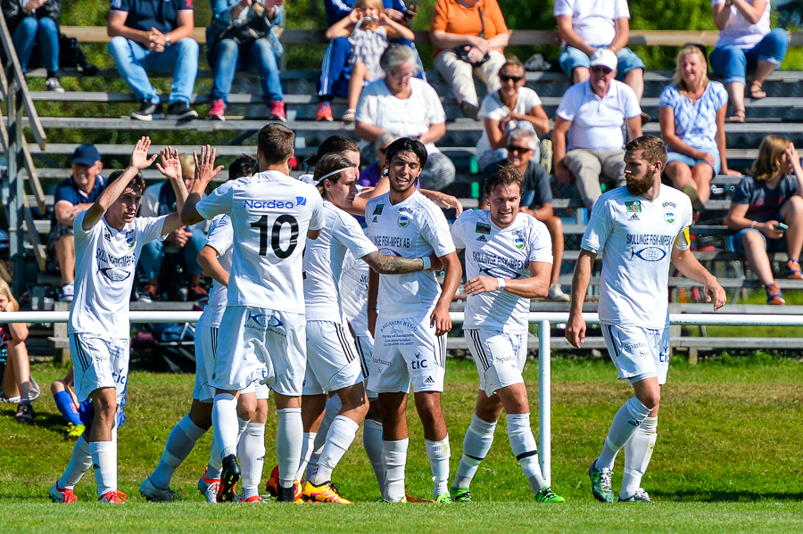 Österlen är så nära serieseger som det går. Med tre omgångar kvar är man sju poäng före Wormo.